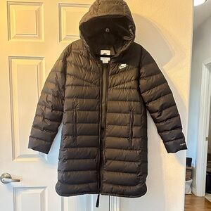 Nike Thermafit Hooded Black Puffer Jacket, Womens Small